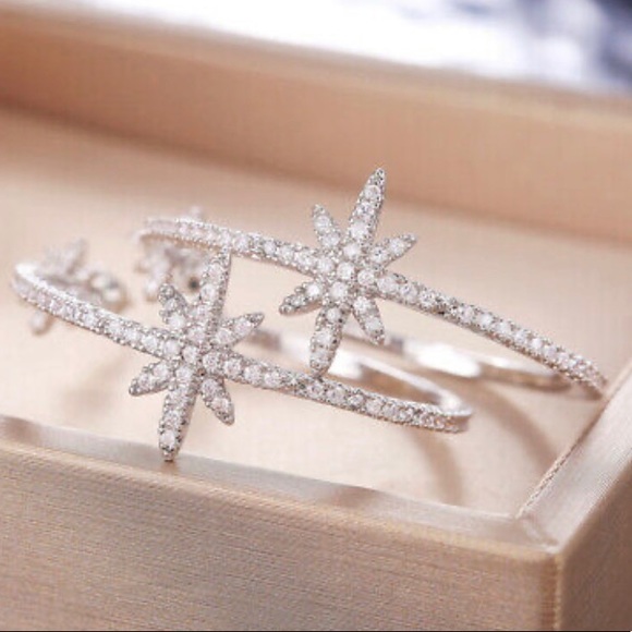 NWT STERLING SILVER HOOP Earrings - Picture 3 of 7